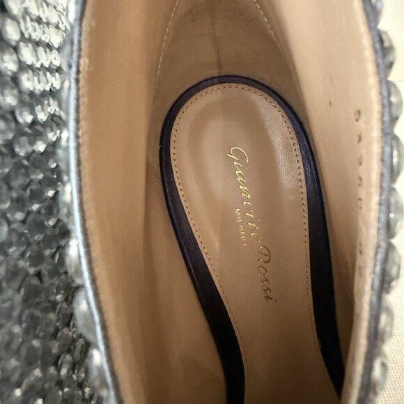 Gianvito Rossi Vamp Heels Silver Sequin - Picture 3 of 16